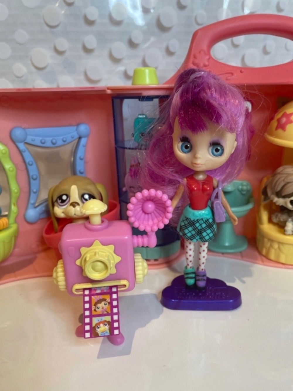 Littlest Pet Shop Purr-fection 💈Salon & Picture Pets playset